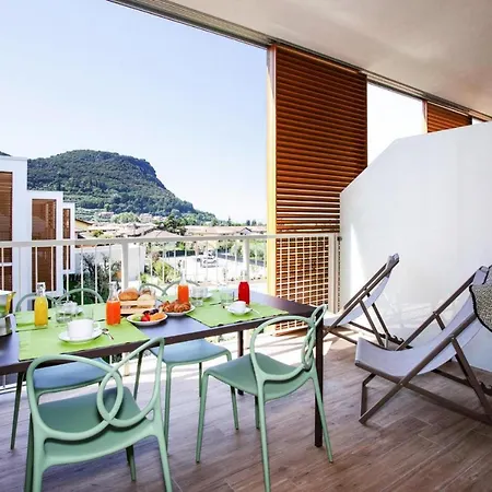 Olivo, Garda Apartment Garda (Verona)